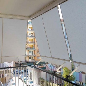 Tenda da sole per balcone a caduta 