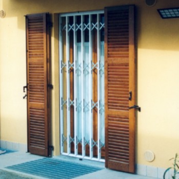 Grata estensibile - 1 Anta - Impakblind Grata estensibile - 1 Anta - Impakblind